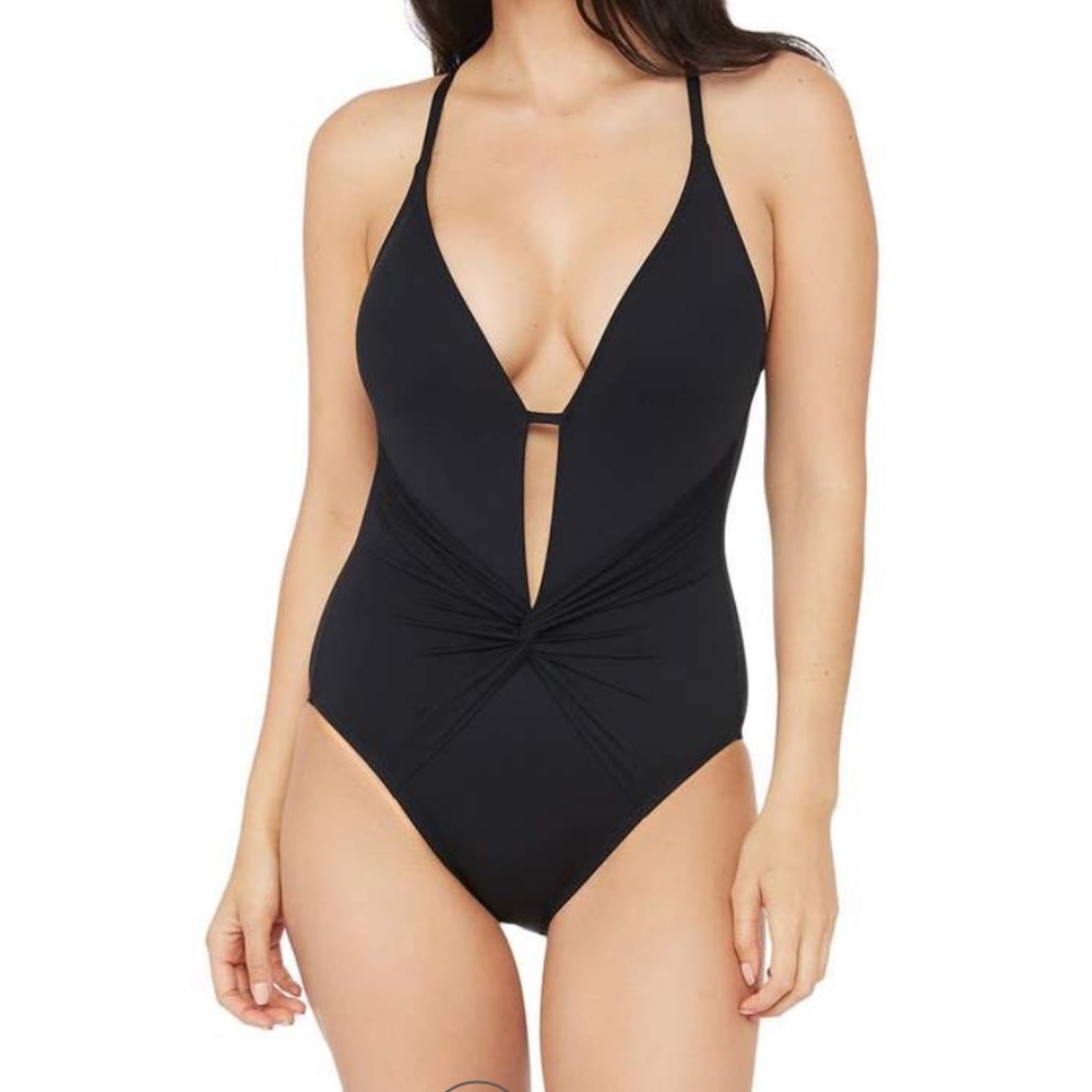 La Blanca One piece swimsuit goddess